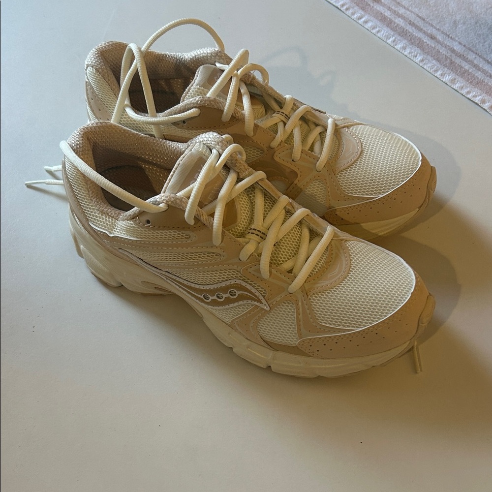 Saucony Beige and Off-White cute sneakers